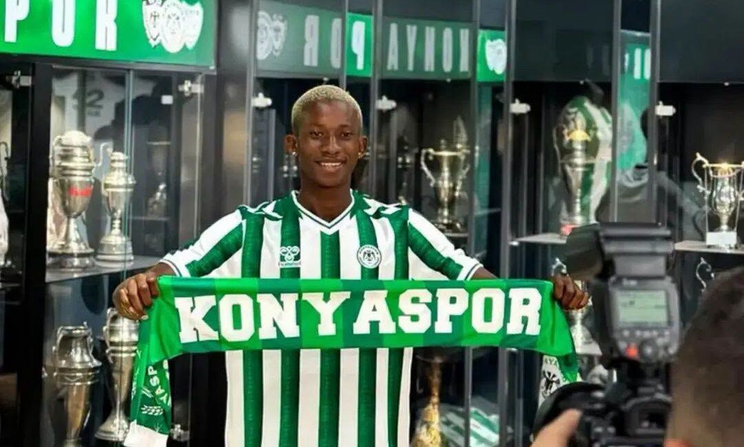 Trendyol TFF Süper Lig ekiplerinden Konyaspor, yeni sezon transfer çalışmaları