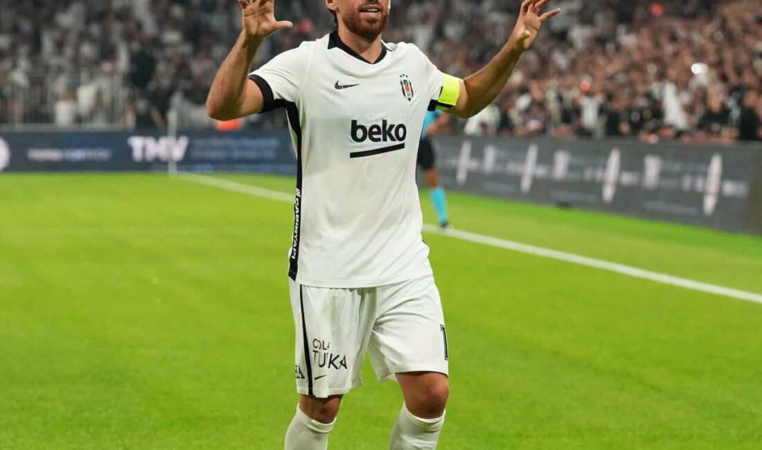 Beşiktaş sezonu Midtjylland karşısına çıktığı UEFA Avrupa Ligi 2. Eleme