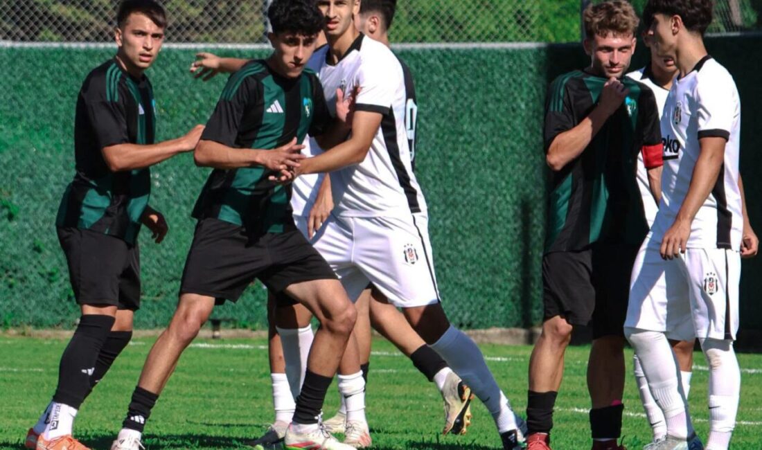 Kocaelispor ve Beşiktaş takımları Kocaelispor Futbol Akademisi Vinsan Alt Yapı
