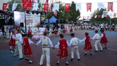 Kartepe, kültürel zenginliklerin ve kardeşliğin buluşma noktası olmaya devam ediyor.