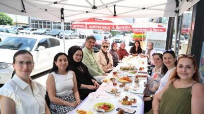 Kartepe Belediye Başkanı Av. M. Mustafa Kocaman, İstasyon Mahallesi’nde faaliyet
