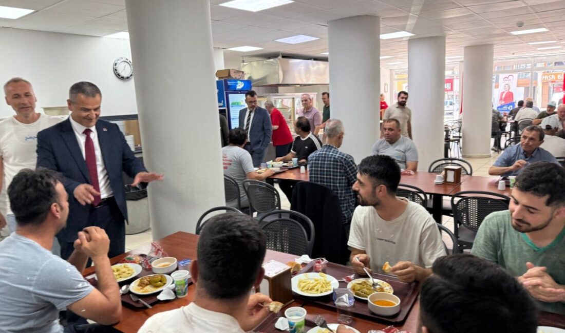 İzmit Belediyesi Başkan Vekili Lütfü Obuz, Paşa Kent Lokantasında Erdem