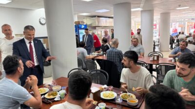 İzmit Belediyesi Başkan Vekili Lütfü Obuz, Paşa Kent Lokantasında Erdem
