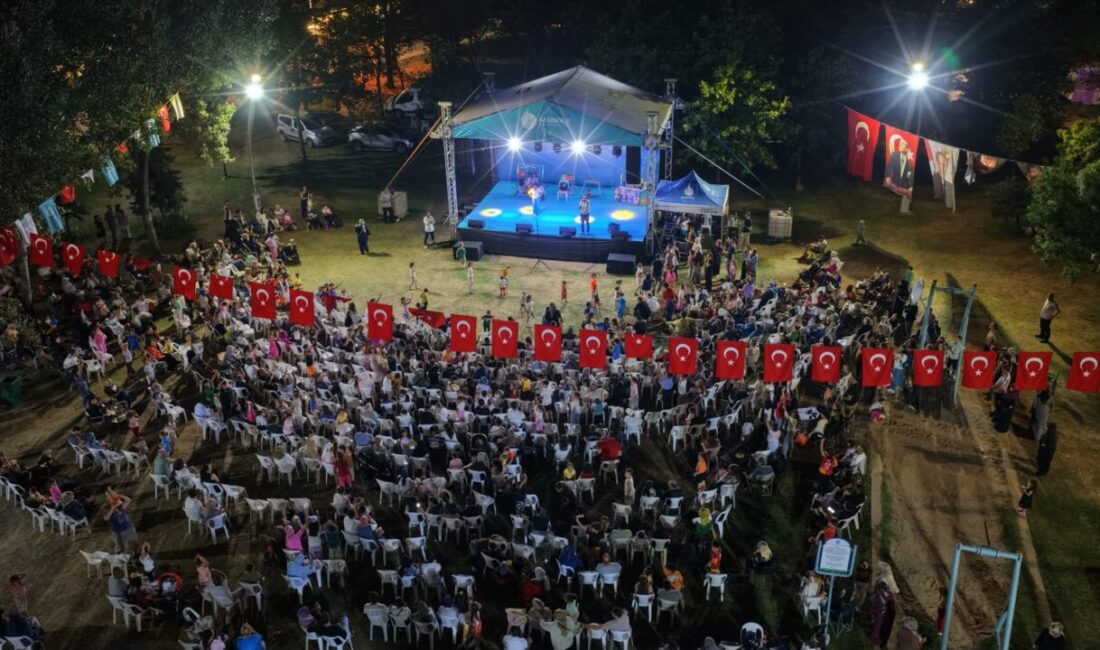 Başiskele Belediyesi'nin "Haydi Başiskele Sahile" yaz etkinlikleri kapsamında düzenlediği Çocuk