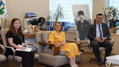 Halk Günü buluşmalarını sürdüren Fatma Başkan, İzmitlilerin sorunlarını ve önerilerini