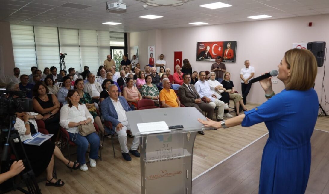Başkan Hürriyet, Serdar Mahallesinde yapılması planlanan yaşam alanı yenileme projesinin