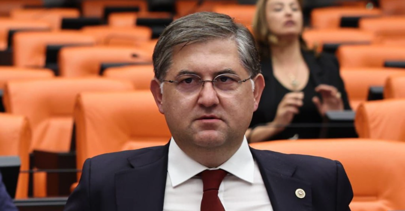 CHP Kocaeli Milletvekili Harun Özgür Yıldızlı, İzmit Belediyesine yönelik bu