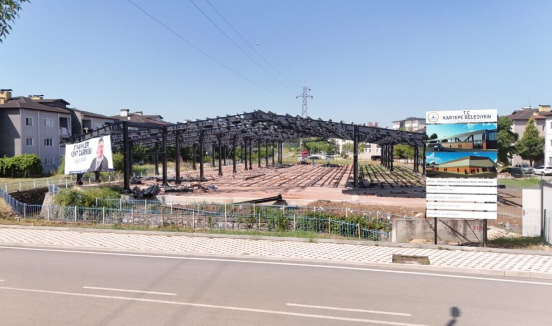 Kartepe Belediyesi tarafından Ataevler Mahallesi'nde hayata geçirilen Kent Çarşısı projesinde