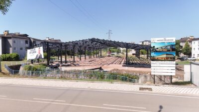 Kartepe Belediyesi tarafından Ataevler Mahallesi'nde hayata geçirilen Kent Çarşısı projesinde