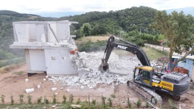 Kartepe Belediyesi, ilçe genelinde planlı kentleşmenin korunması ve güvenli yapılaşmanın