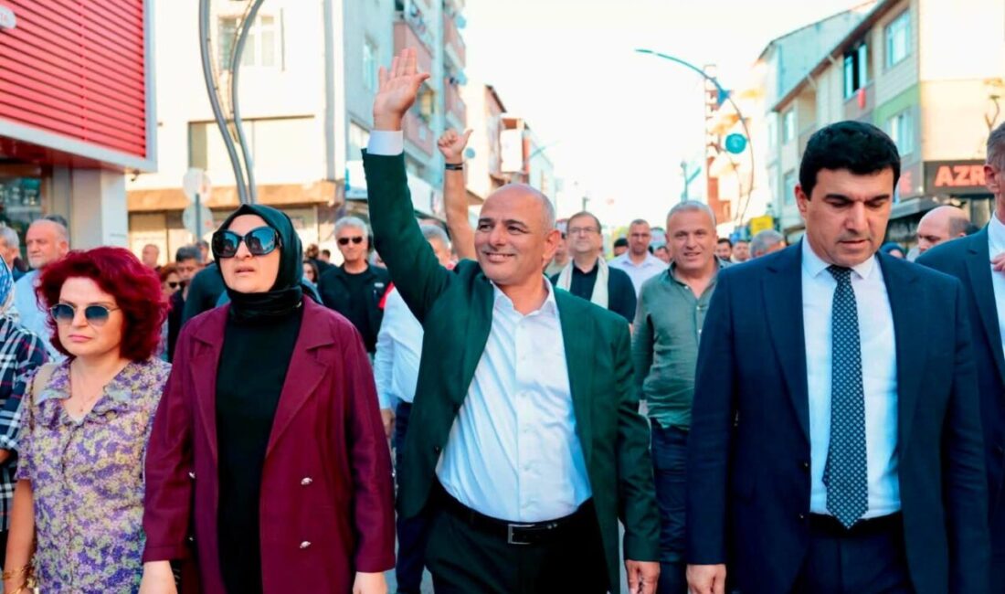 52. Altın Kiraz Festivali coşkuyla başladı: Körfez'de üç gün sürecek