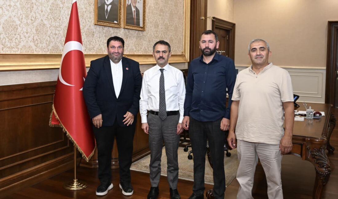 Gebze Kirazpınar Mahallesi TOKİ Hz. Osman Camii Derneği Başkanı Uğur