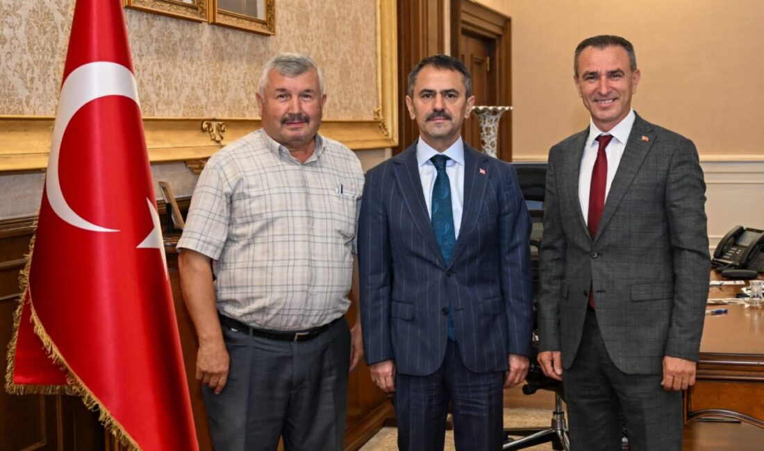 Türkiye Muhtarlar Derneği Kocaeli Şube Başkanı Mustafa Ersoy ile İzmit