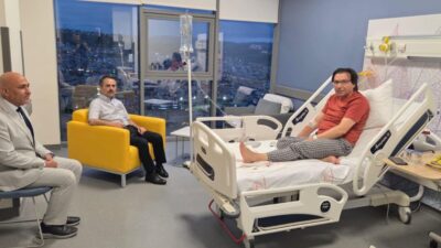 Kocaeli Valisi İlhami Aktaş, Kocaeli Şehir Hastanesi’nde tedavi gören Vali
