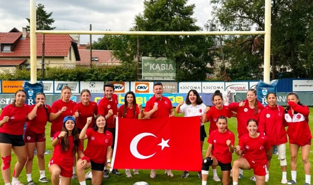 Körfez Gençlerbirliği SK ragbi antrenörü İhsan Demirtaş yönetimindeki U18 Kadınlar