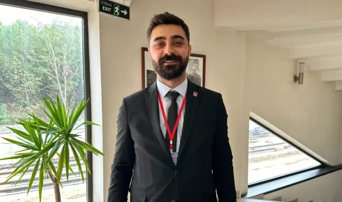 CHP Kocaeli İl Gençlik Kolları Başkanı Hayri Zorer, görevinden ve