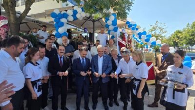 Başiskele’de hizmete giren MADO Kafe'nin açılışı, Kocaeli Valisi İlhami Aktaş
