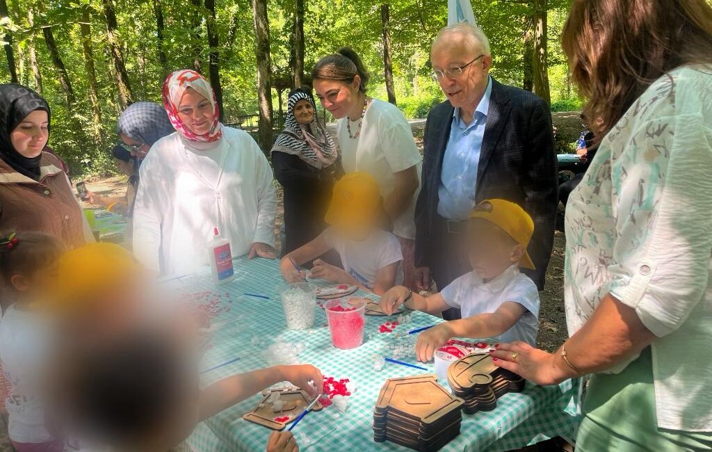 LÖSEV tarafından Kartepe Ormanya’da düzenlenen aile pikniğinde lösemi ve kanser