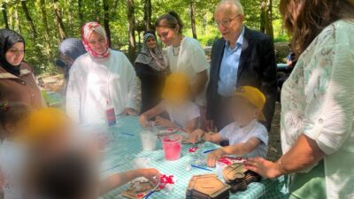 LÖSEV tarafından Kartepe Ormanya’da düzenlenen aile pikniğinde lösemi ve kanser