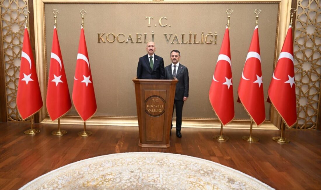 İçişleri Bakan Yardımcısı Dr. Mehmet Cangir, Kocaeli Valiliği’ni ziyaret ederek