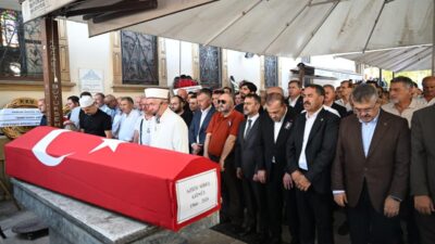 23 ve 24. dönem AK Parti Kocaeli Milletvekili Azize Sibel