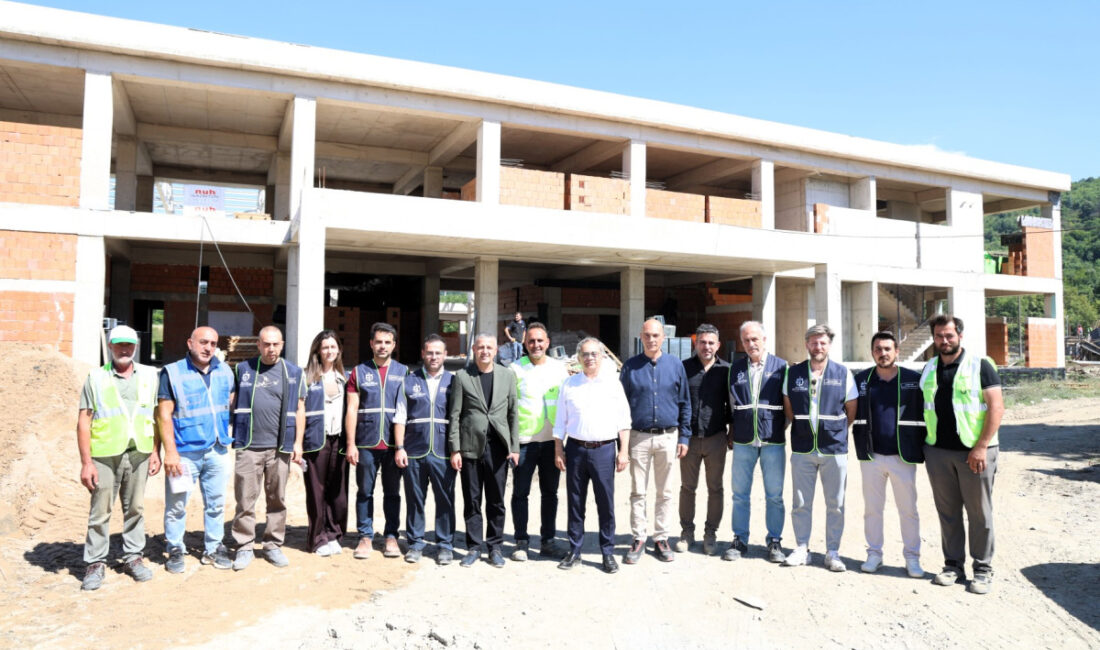 Kocaeli Büyükşehir Belediyesi’nin kentin dört bir yanındaki projeleri hız kesmeden