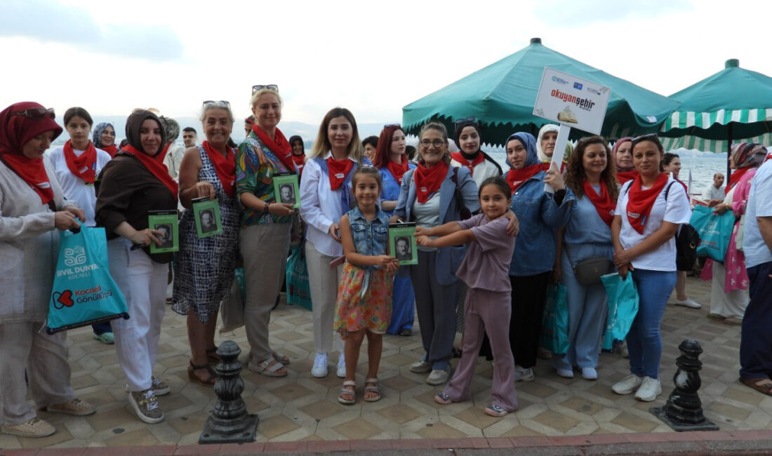 Kocaeli Büyükşehir Belediyesi, kitap okuma kültürünü yaygınlaştırmak ve kitapların birleştirici