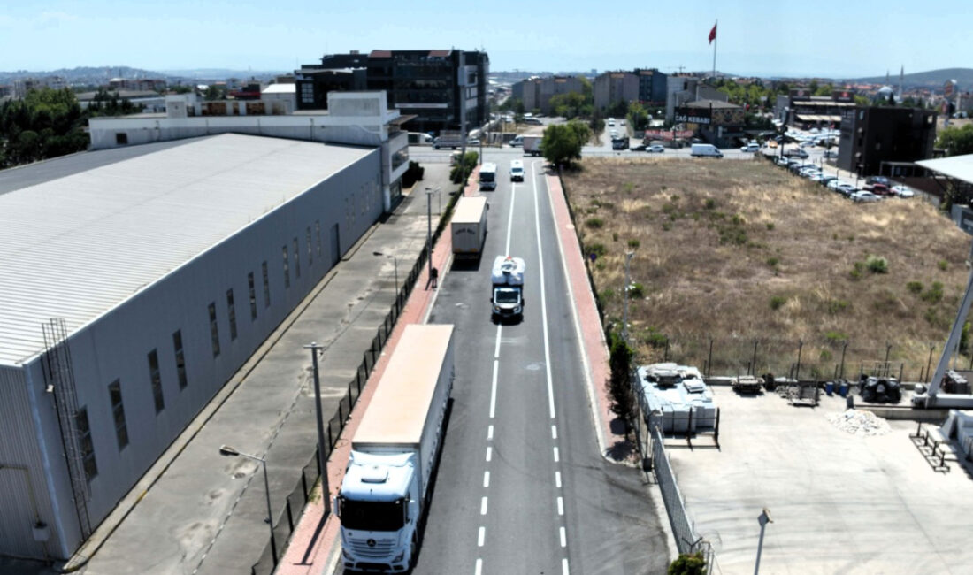 Kocaeli Büyükşehir Belediyesi, Çayırova Cumhuriyet Mahallesi’ndeki hal bölgesini kentin ana