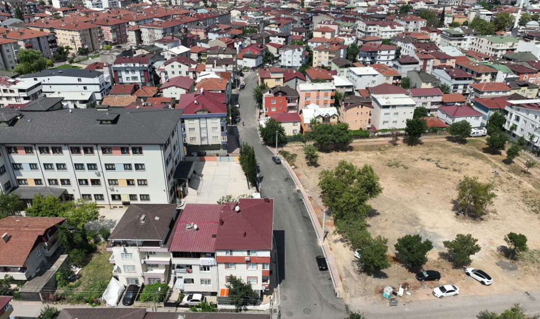 Kocaeli Büyükşehir Belediyesi, Darıca Kazım Karabekir Mahallesi Mevlana Caddesi’ni altyapı