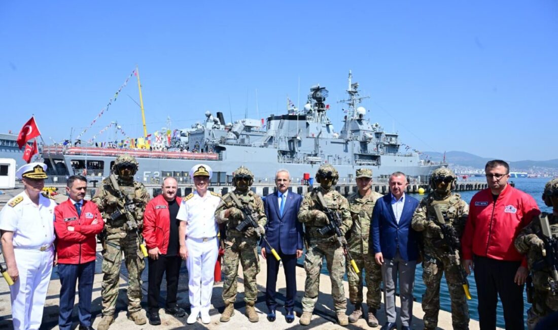 Ulaştırma ve Altyapı Bakanı Abdulkadir Uraloğlu, Kocaeli’de düzenlenen TEKNOFEST Mavi