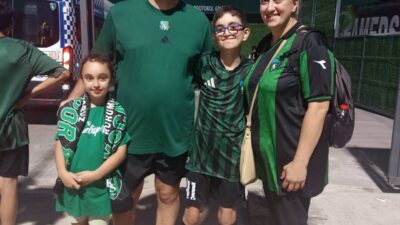 Kocaelispor’un Amed Sportif karşılaşmasında tribünler yalnızca futbolseverleri değil, yeşil-siyah renklere