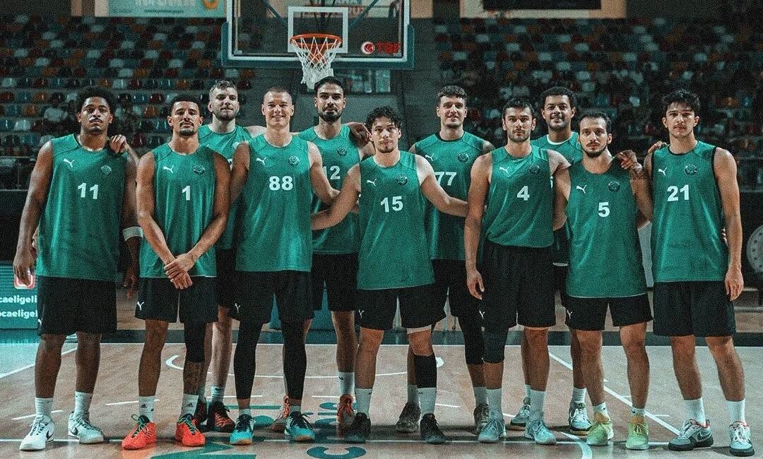 Yeni sezon hazırlıklarını sürdüren Kocaeli temsilcisi Körfez Glint Basketbol, kendi