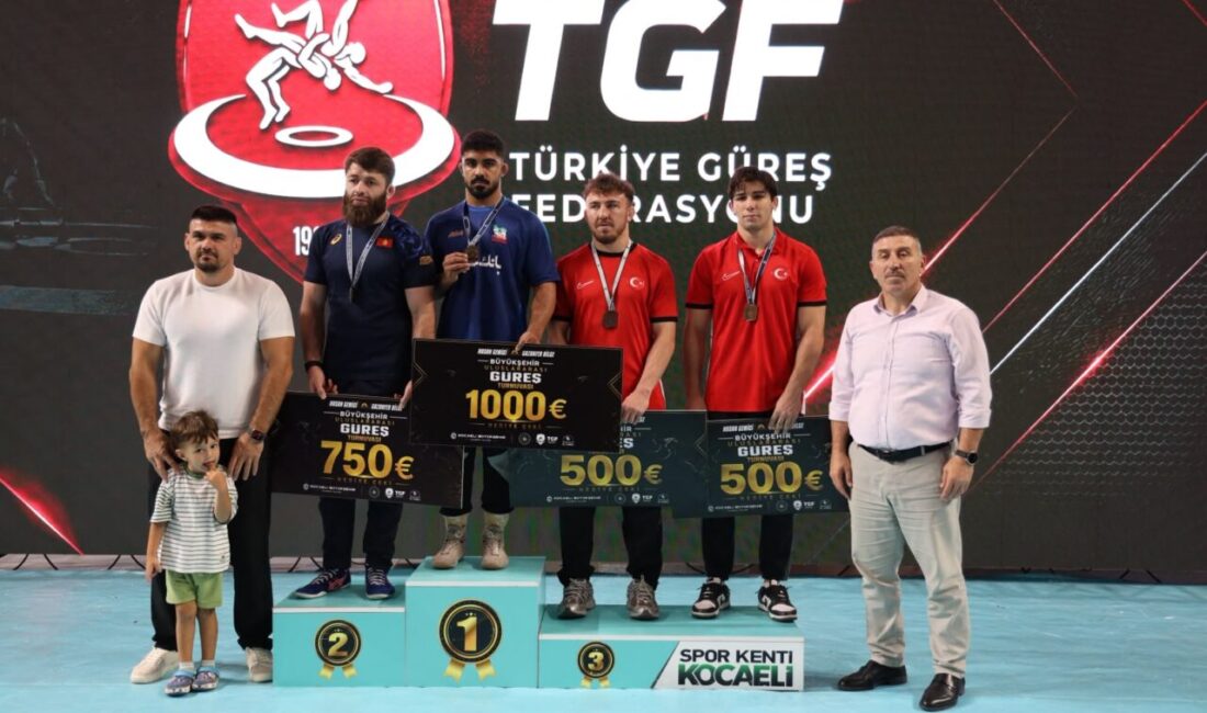 Kocaeli Büyükşehir Belediyesi Kağıtspor Kulübü güreşçileri, Türk güreşinin efsane isimleri