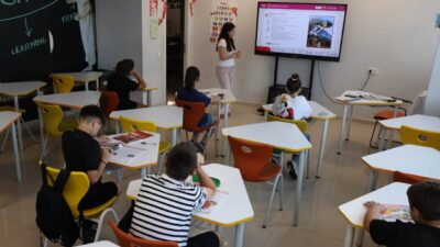 Kartepe Belediyesi Genç Akademi’de yaz dönemi kursları tüm hızıyla devam