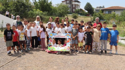 İzmit Belediyesi tarafından kentin farklı mahallelerinde düzenlenen Geleneksel Oyun Etkinlikleri