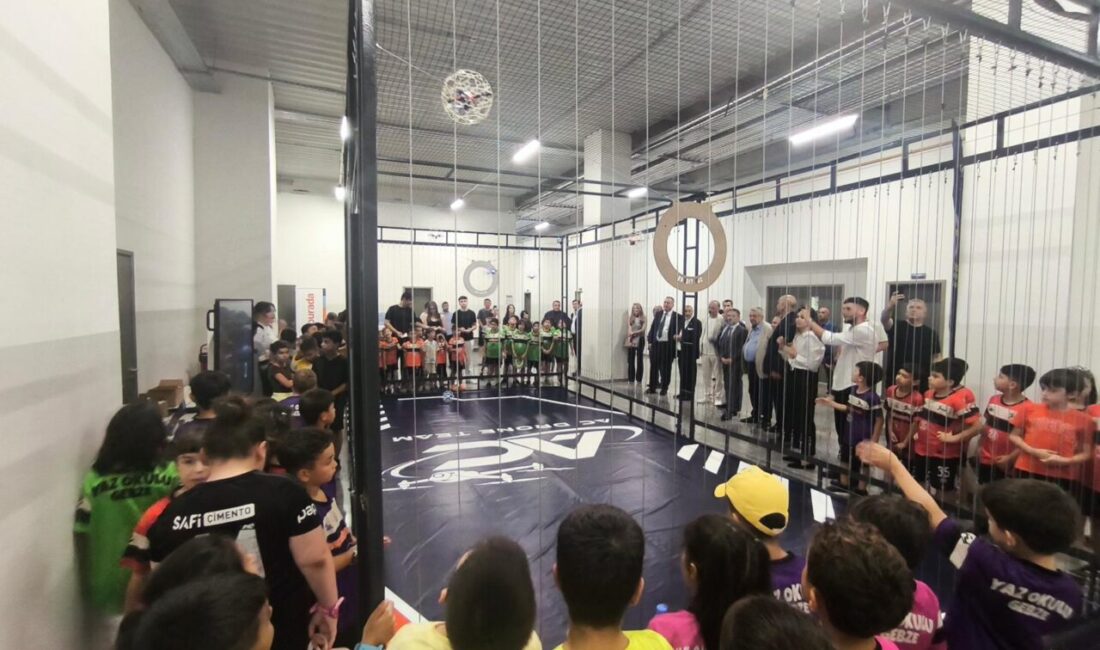 Kocaeli Valisi İlhami Aktaş, Özel Adem Ceylan Final Teknik Koleji'ni