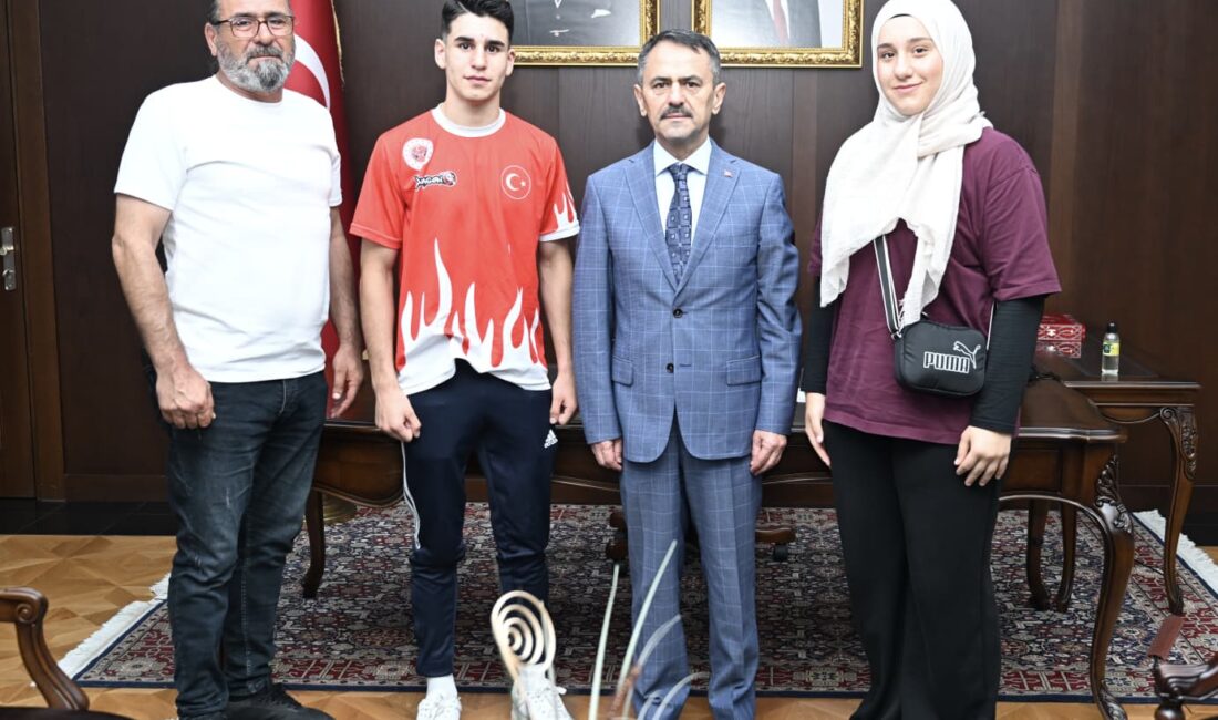 Çayırova Yön Spor Kulübü Başkanı ve Antrenör Koray Kaya ile