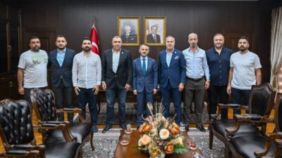 Darıca Müteahhitler Birliği Derneği Başkanı Salih Günal ve yönetimi, Vali