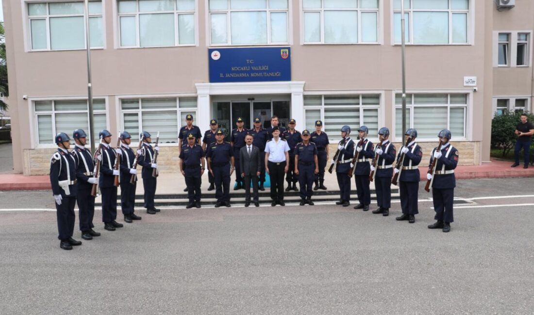 Kocaeli Valisi İlhami Aktaş, Cumhurbaşkanlığı kararnamesiyle Kocaeli İl Jandarma Komutanlığı