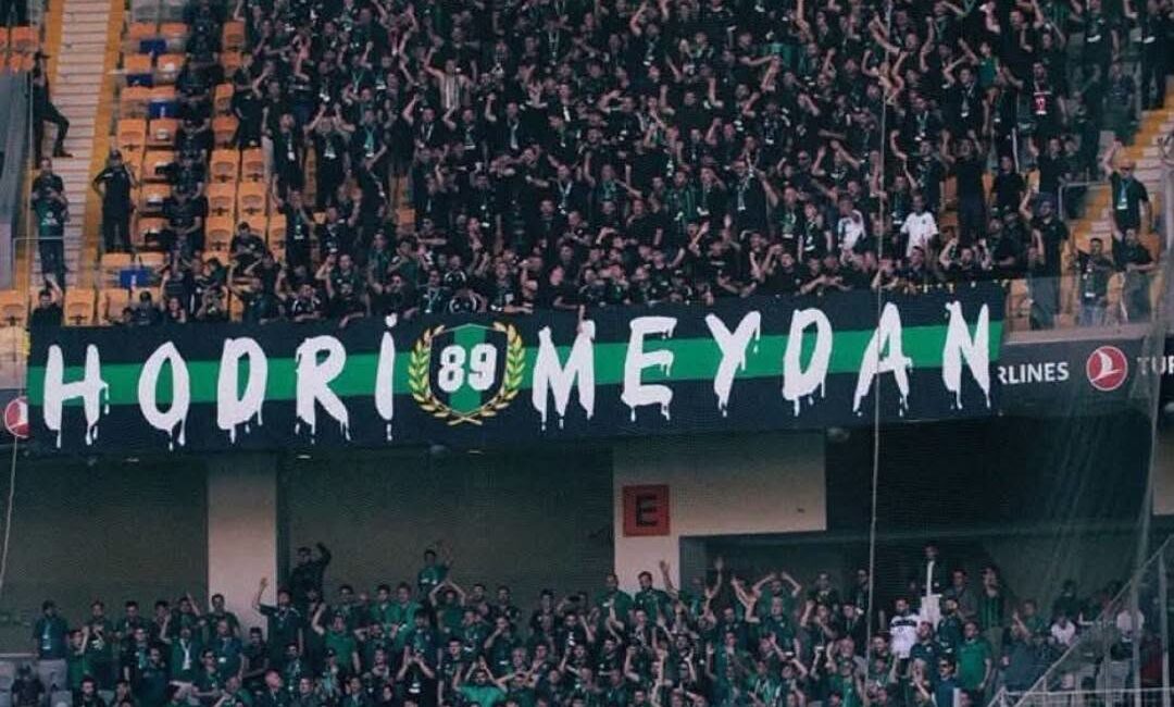 Kocaelispor’un taraftar grubu Hodri Meydan, sezonun ilk deplasmanında Başakşehir karşısında