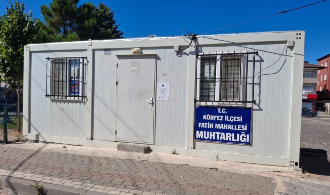 Körfez Fatih Mahallesi Muhtarlığı, yaklaşık iki yıldır konteynerde hizmet veriyor.