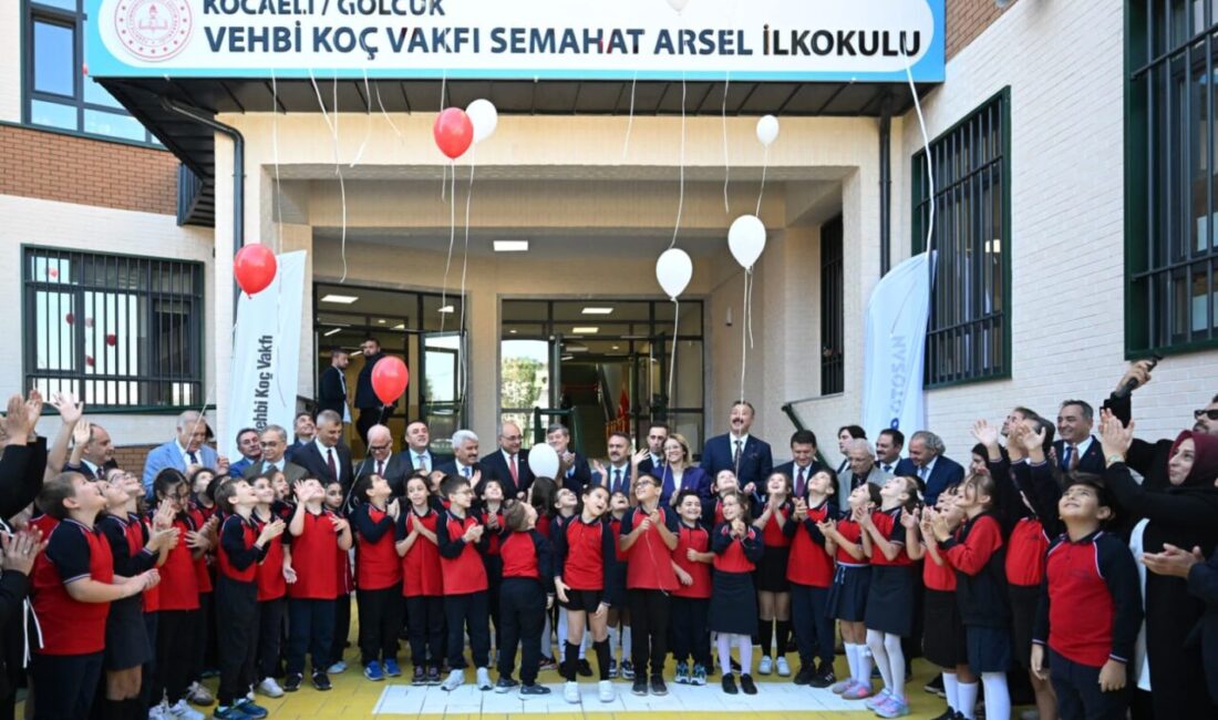Gölcük’te eğitim hayatına kazandırılan Vehbi Koç Vakfı Semahat Arsel İlkokulu,