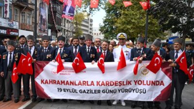 19 Eylül Gaziler Günü dolayısıyla Kocaeli Valiliği koordinasyonunda düzenlenen program,