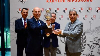 Kartepe Hipodromu’nda düzenlenen Kocaeli Vali Koşusu’nda ipi göğüsleyen isim, Hasan