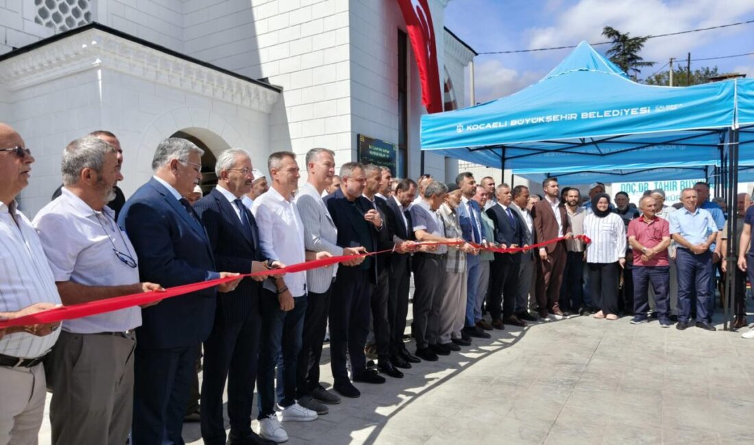 İzmit Sapakpınar Mahallesi’nde hayırseverlerin katkıları ve Kocaeli Büyükşehir Belediyesi’nin destekleriyle