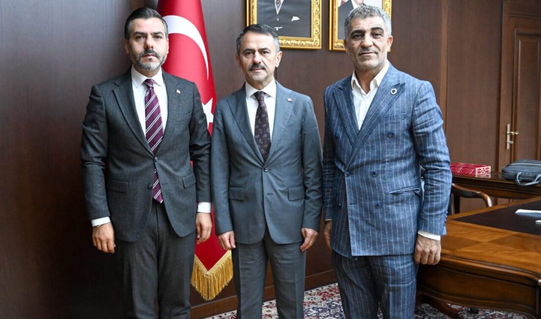 Gebze Ticaret Odası Meclis Üyesi Ayhan Çakan ile AK PARTİ