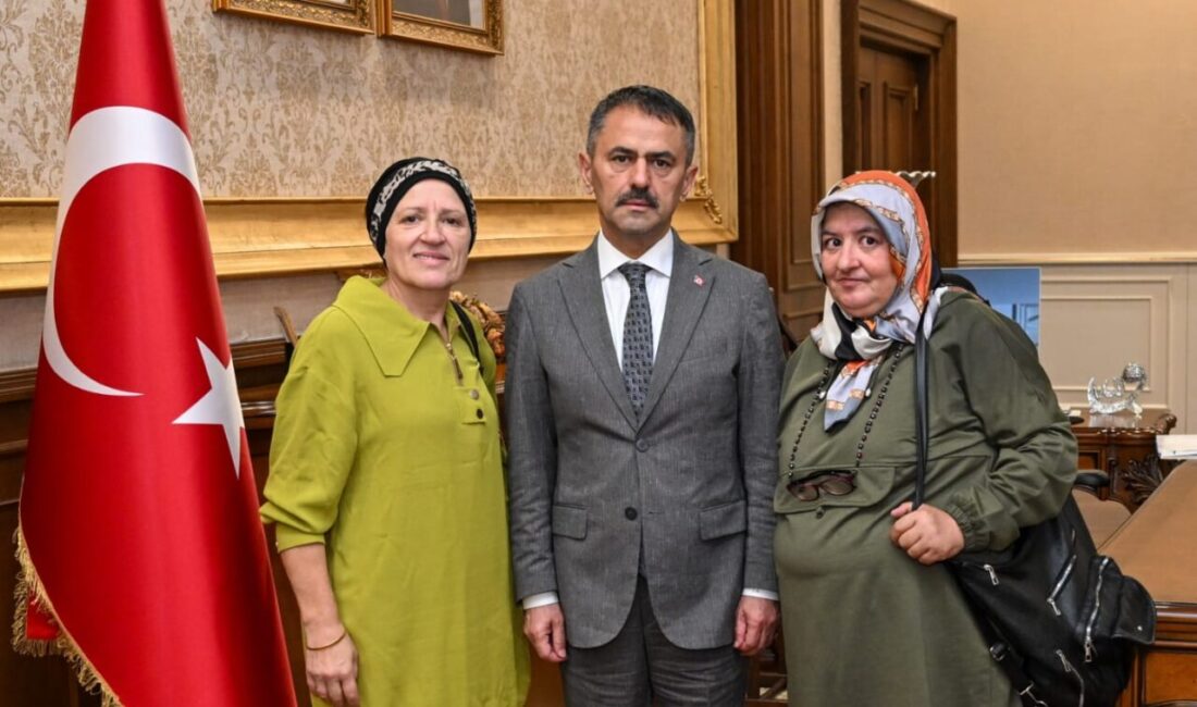 Tüm Engellileri Birleştirme Derneği İzmit Şubesi Başkanı Güldane Odabaş ile
