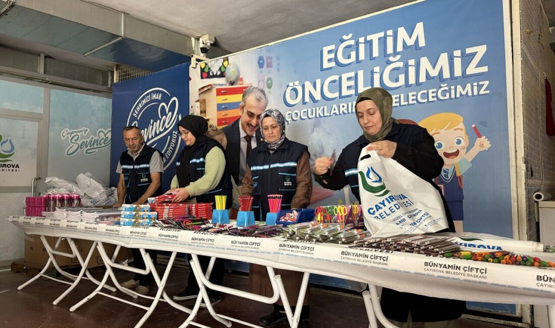 Çayırova Belediyesi Sosyal Hizmetler Müdürlüğü ekipleri, ilçedeki ihtiyaç sahibi öğrencilere