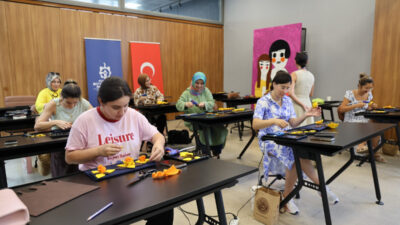 Kocaeli Büyükşehir Belediyesi Kadın ve Aile Hizmetleri Dairesi Başkanlığı bünyesinde