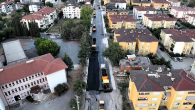 Kocaeli Büyükşehir Belediyesi, kent genelinde sürdürdüğü altyapı seferberliğini üstyapı çalışmalarıyla